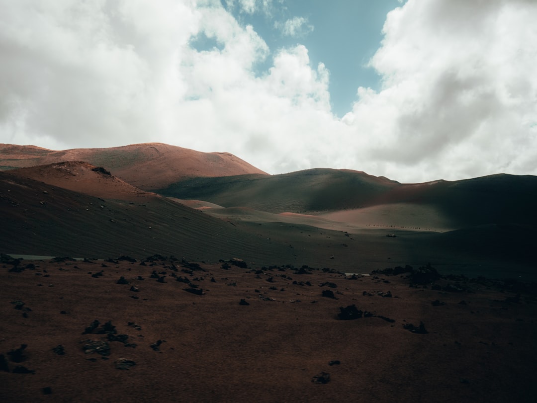 Entdecken Sie den Nationalpark Timanfaya auf Lanzarote | Secret World Trip Planner