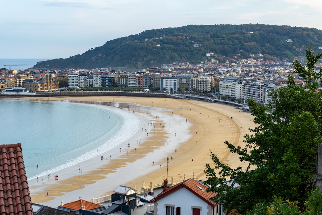 La Concha Beach: A Paradise in San Sebastián - Castelnaudary | Secret World Trip Planner