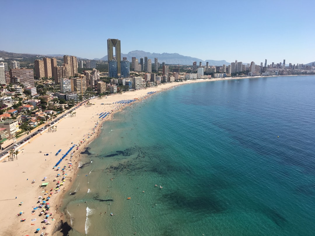 贝尼多姆：发现白色海岸的瑰宝 - Calp | Secret World Trip Planner