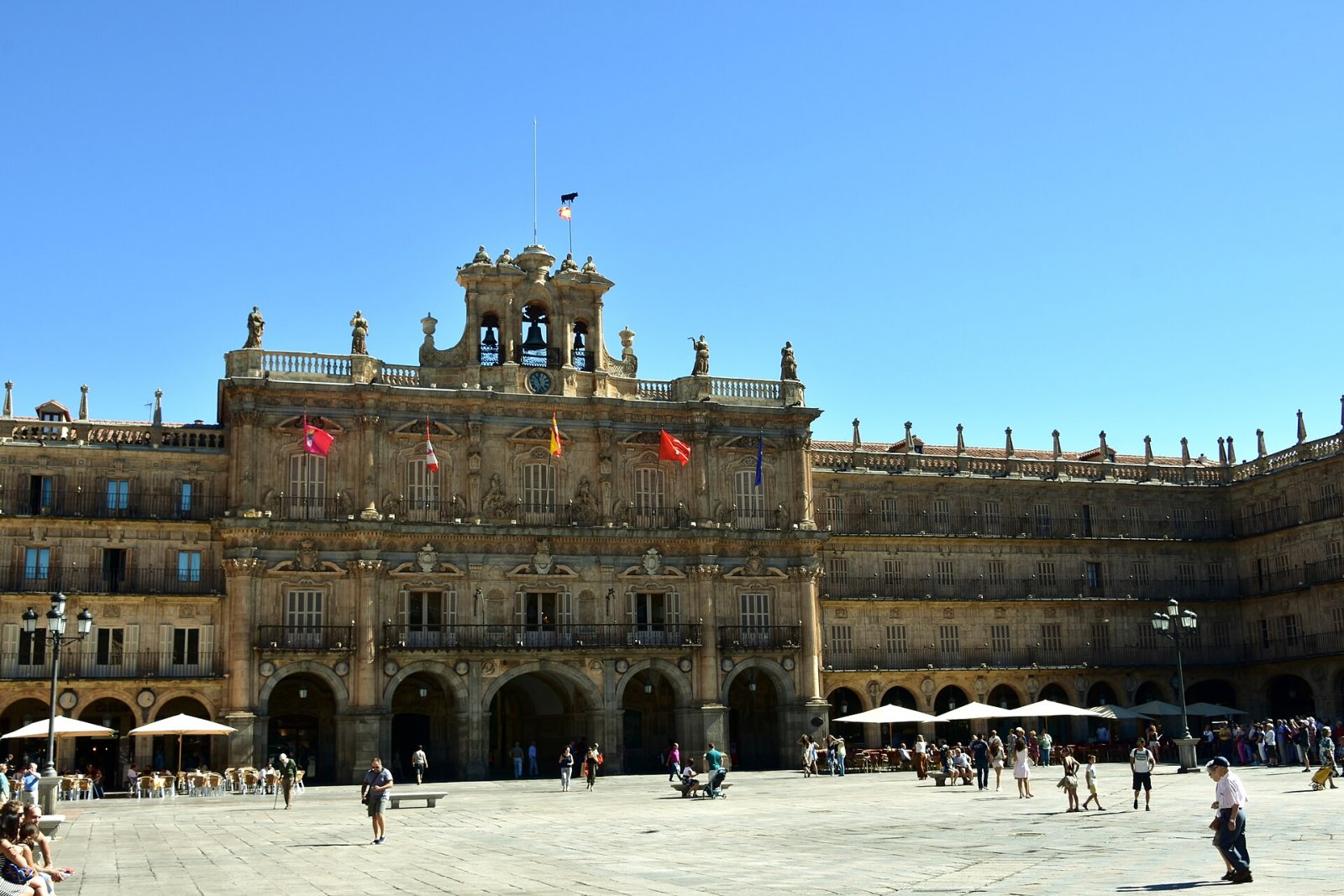 Discover Salamanca's Plaza Mayor: History and Charm | Secret World Trip Planner