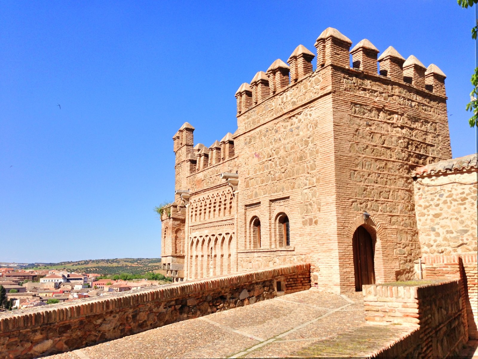 Découvrez Tolède : Un Voyage Dans l'Histoire de l'Espagne - Torresolí | Secret World Trip Planner