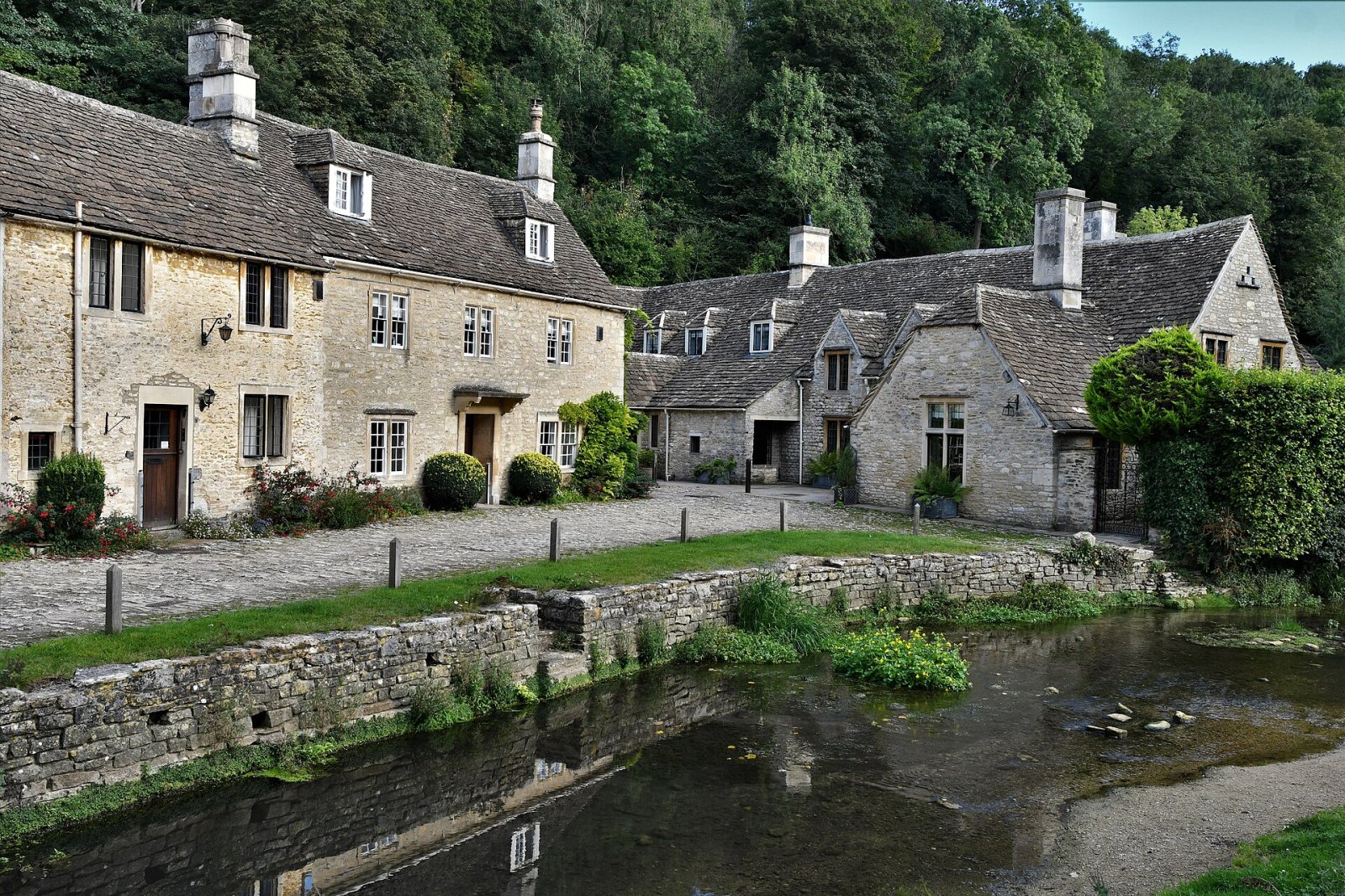 Discovering Castle Combe: England's Most Beautiful Village | Secret World Trip Planner
