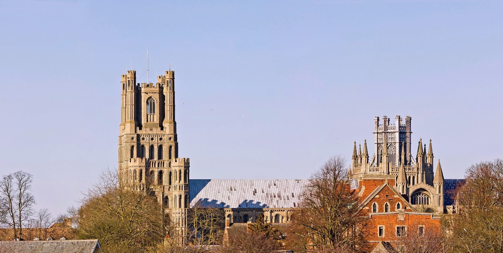 Ely Cathedral: Un Capolavoro Architettonico in Inghilterra - Cambridgeshire | Secret World Trip Planner