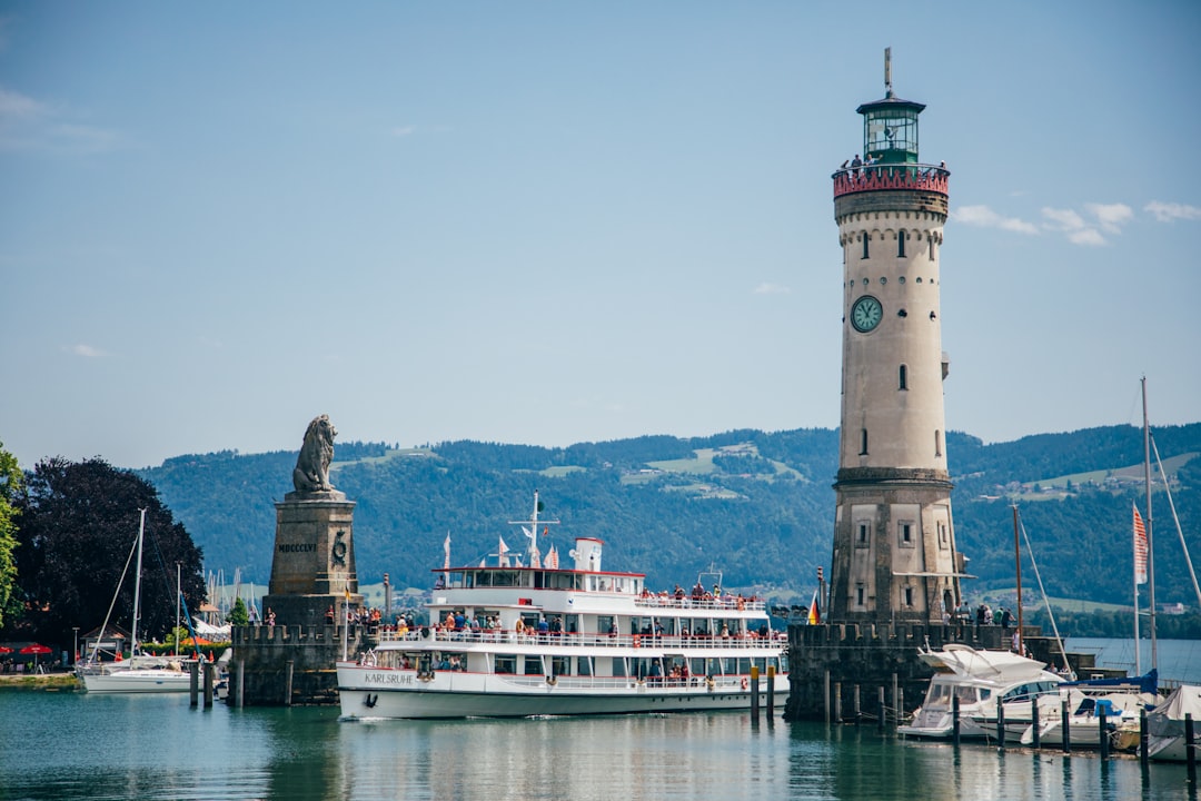 Entdecken Sie den Neuer Leuchtturm in Lindau - Hafenpl. | Secret World Trip Planner