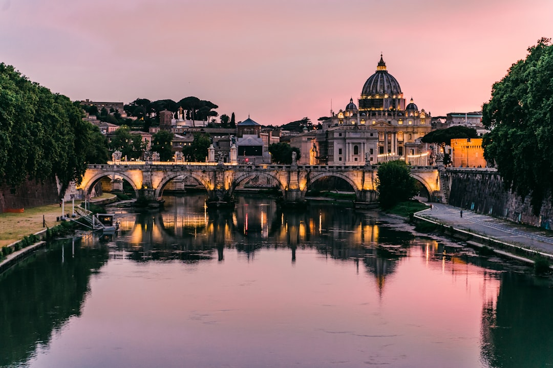 Секретный мир против Google Trips: лучший планировщик поездок в Рим - Roma | Secret World Trip Planner