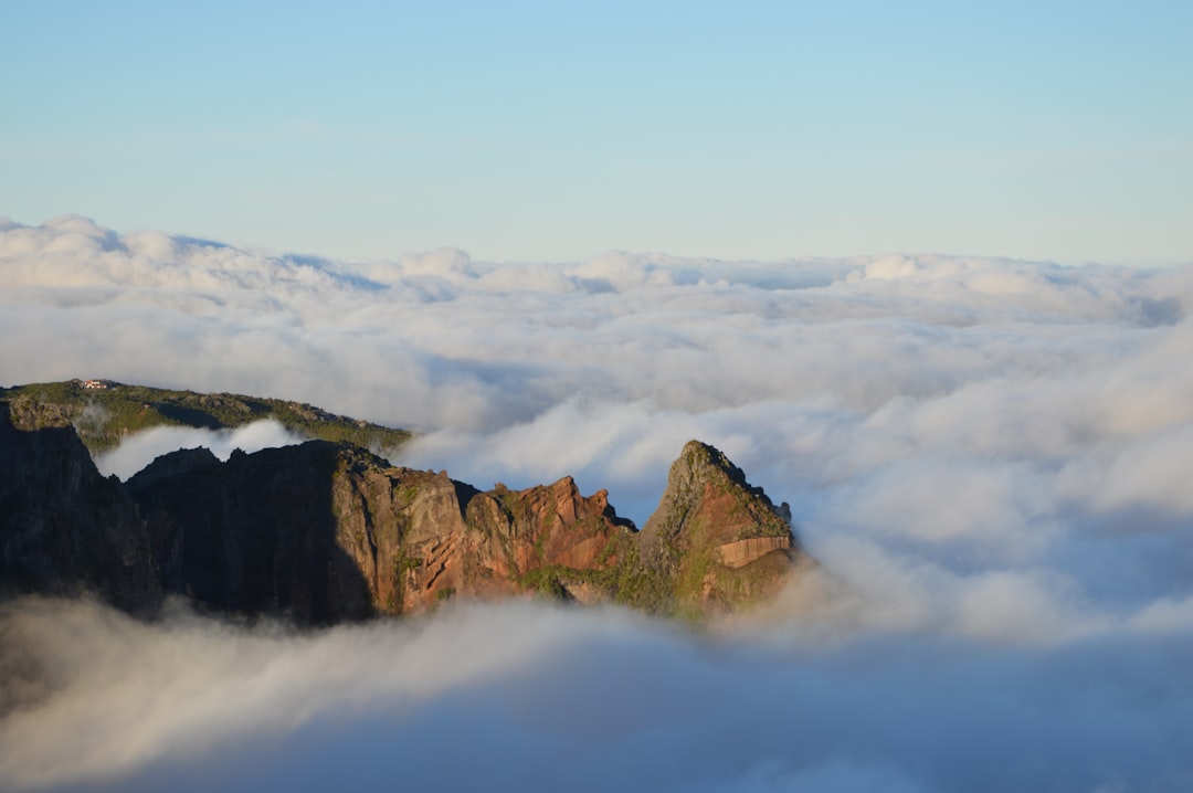 Откройте для себя Пику до Арейру: жемчужина Мадейры - São Roque do Faial | Secret World Trip Planner