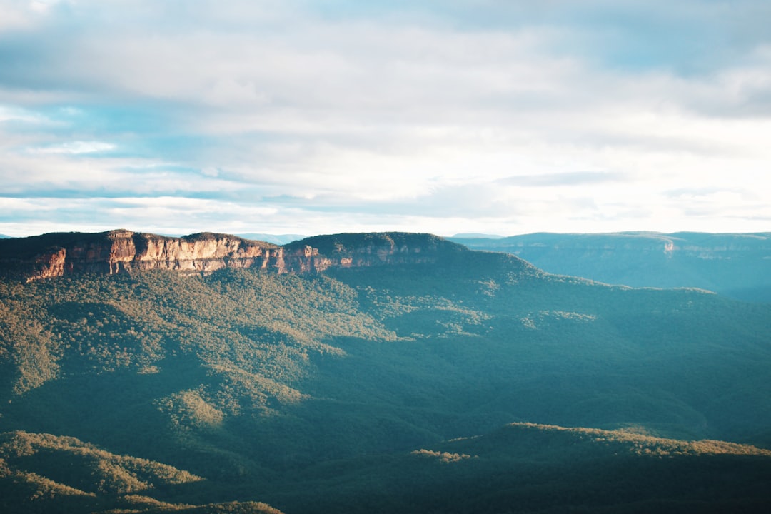 블루 마운틴: 호주 자연의 천국 - Blue Mountains | Secret World Trip Planner