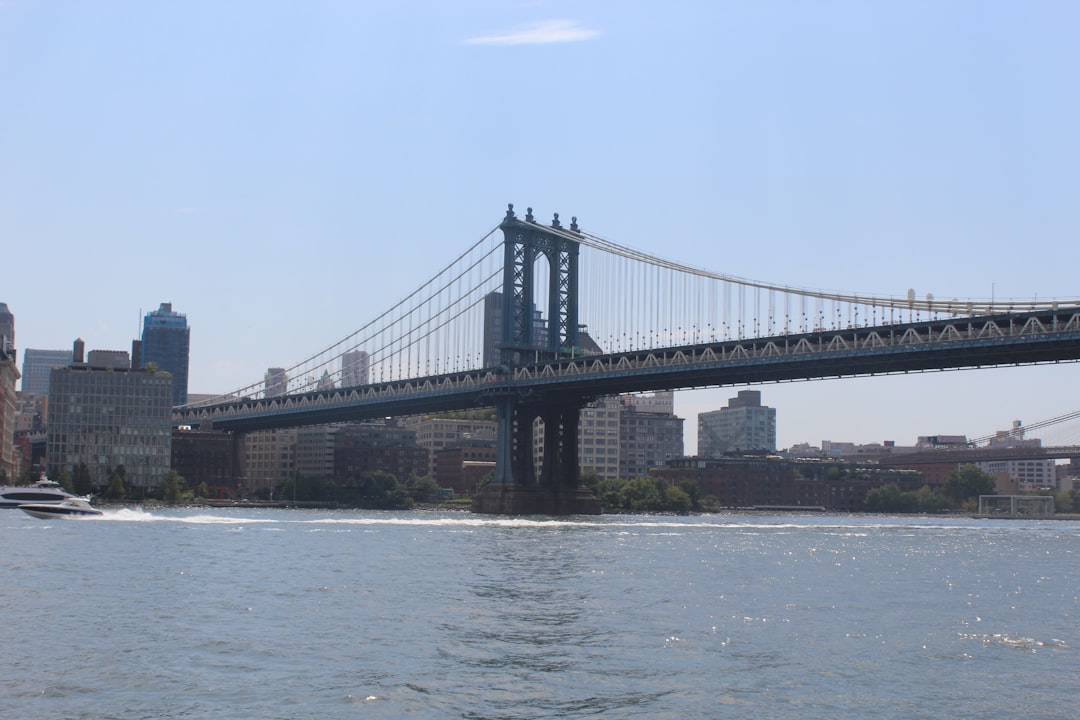 Descubra The High Bridge: Um Tesouro Oculto em Nova York - New York | Secret World Trip Planner