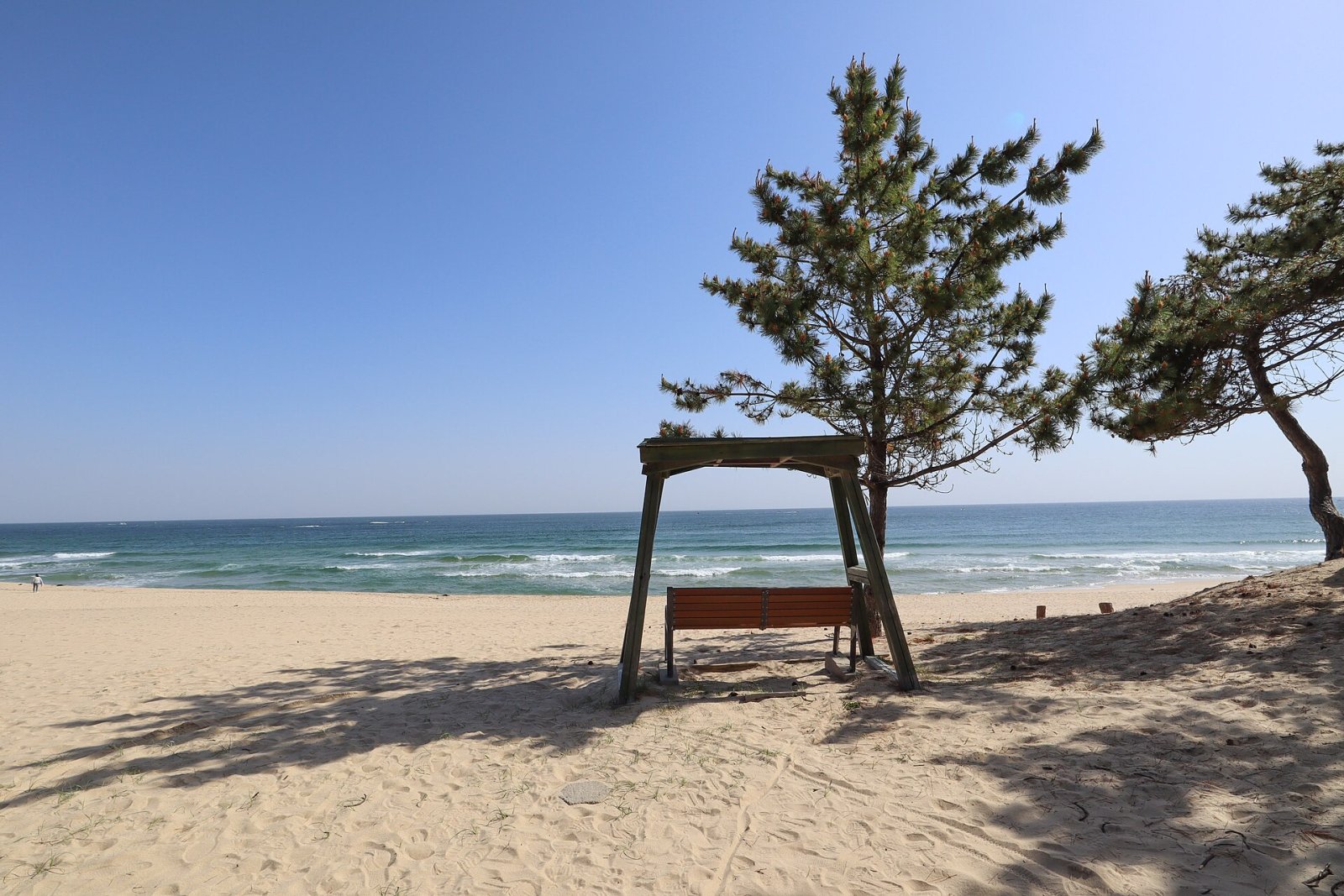 Entdecken Sie den Jumunjin Beach: Ein verstecktes Paradies in Südkorea - 강릉시 | Secret World Trip Planner
