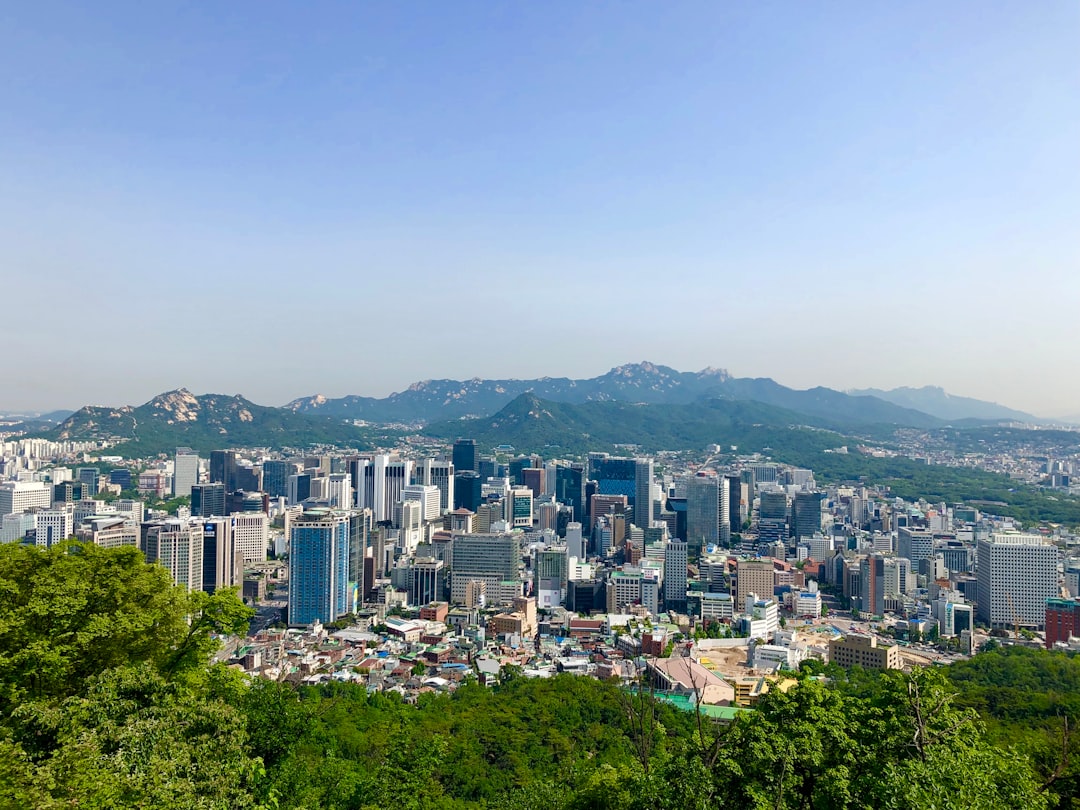 Explora el Paso de 뱃재: un tesoro natural de Corea del Sur - Samcheog | Secret World Trip Planner