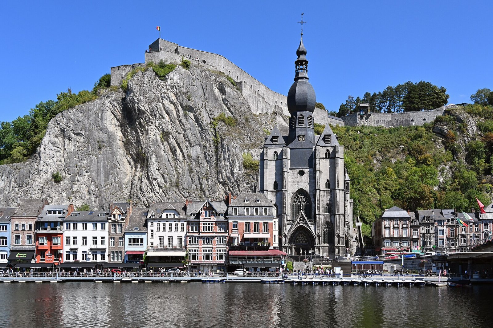 Explore a Cidadela de Dinant: História e Beleza na Bélgica - Rue Adolphe Sax 11 | Secret World Trip Planner