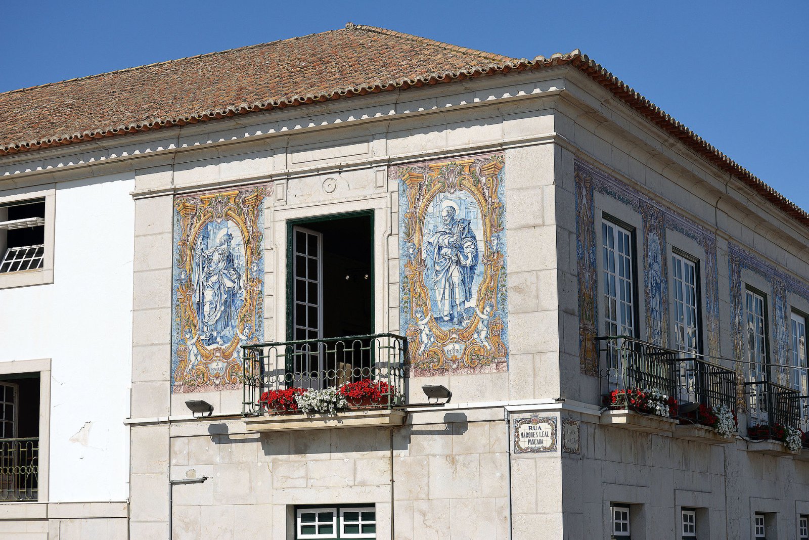 Descubre Cascais Old Town: una joya de la cultura portuguesa | Secret World Trip Planner