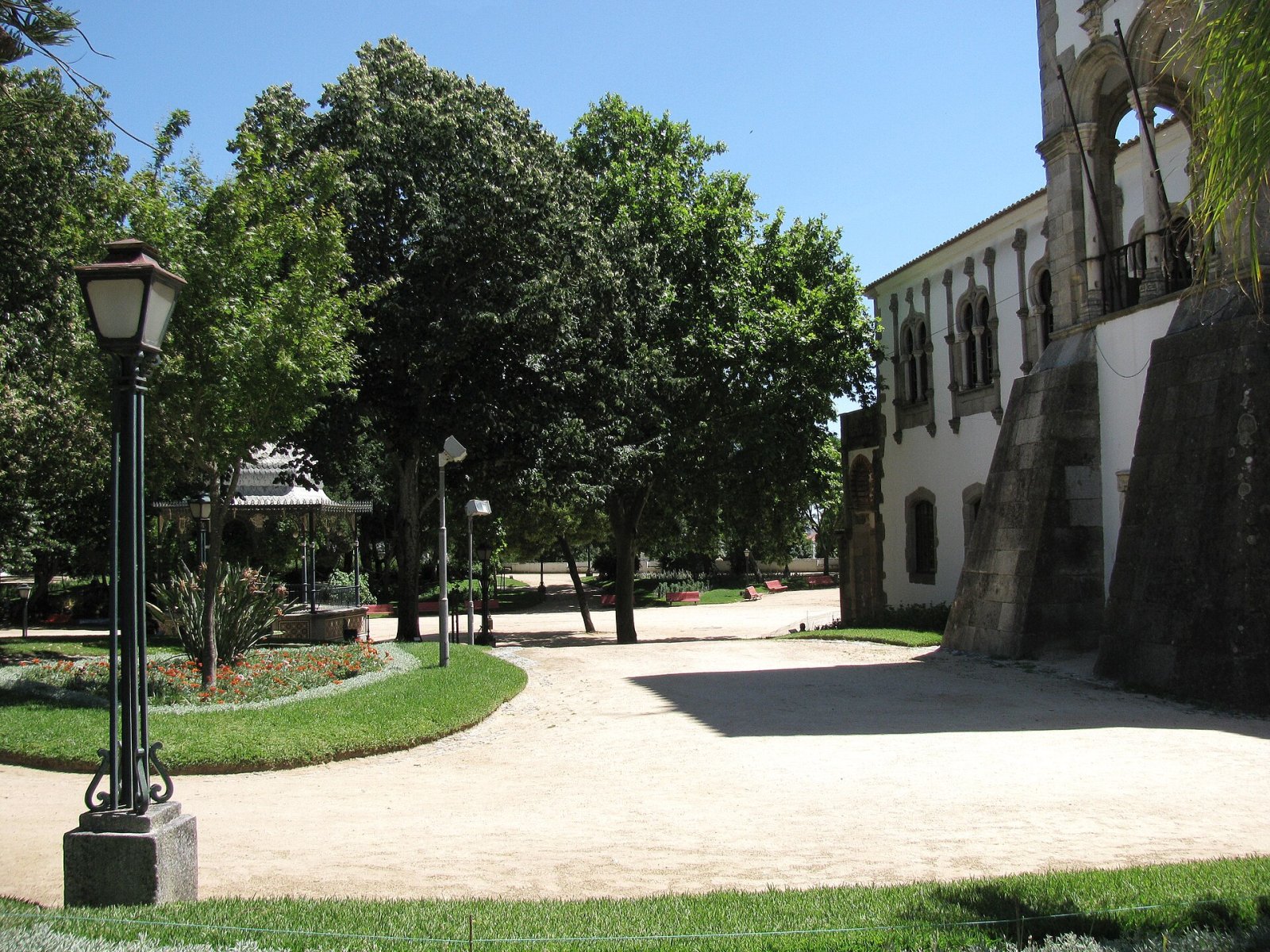 Explore o Centro Histórico de Évora: Um Patrimônio da Humanidade | Secret World Trip Planner