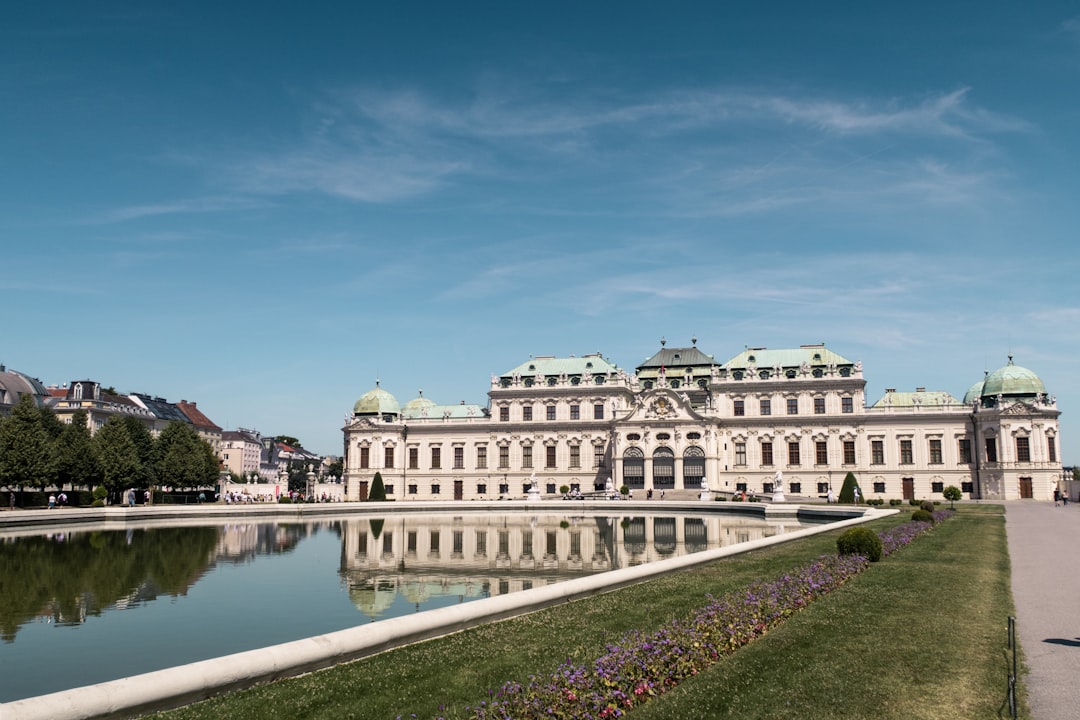 Descubra o Belvedere de Viena: um tesouro cultural austríaco - Wien | Secret World Trip Planner