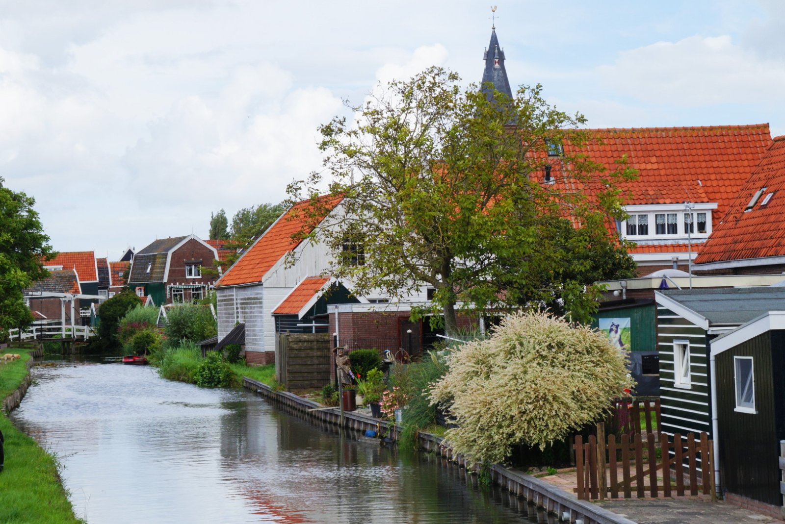 Découvrez l'île de Marken : un bijou de la culture néerlandaise - Marken | Secret World Trip Planner
