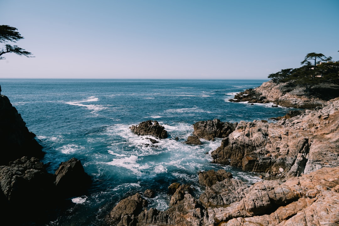 Faro de Point Sur: Un Faro en la Costa de California - Monterey | Secret World Trip Planner