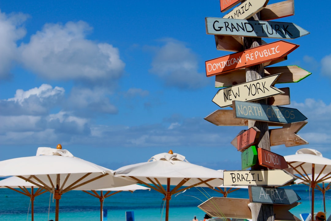 Grace Bay: O Paraíso das Praias em Turks e Caicos - Grace Bay TKCA 1ZZ | Secret World Trip Planner