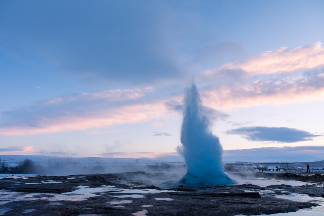 间歇泉：冰岛的自然温泉之旅 - Geysir | Secret World Trip Planner