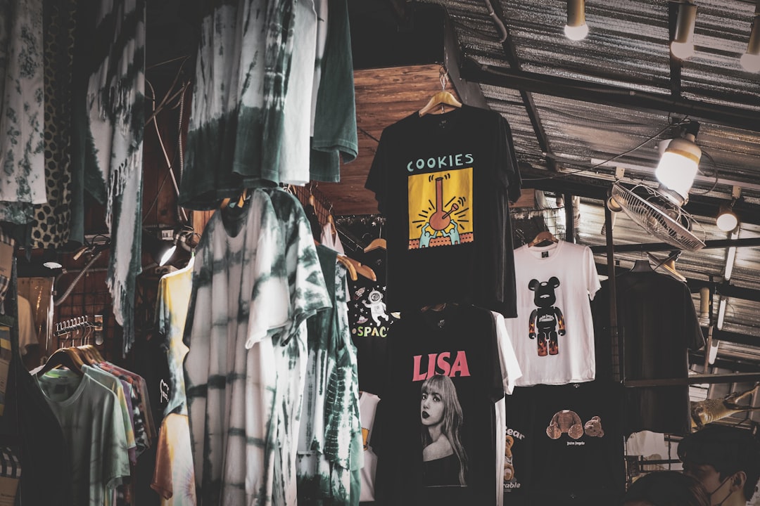 Découvrez le marché de Chatuchak à Bangkok : Un monde de couleurs - Khet Chatuchak | Secret World Trip Planner