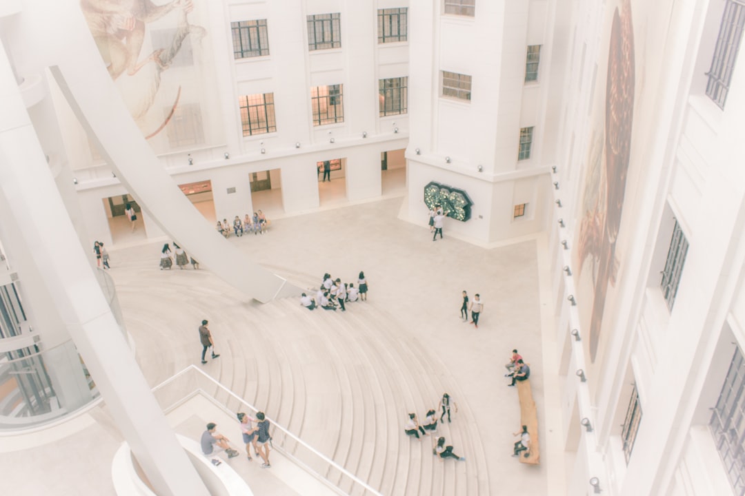 National Art Museum: Eine Reise in die bolivianische Kunst - Socabaya | Secret World Trip Planner