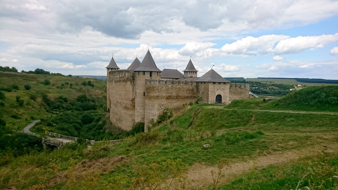 Explorando el Castillo de Palanok: Historia y Belleza - Zakarpats'ka oblast | Secret World Trip Planner