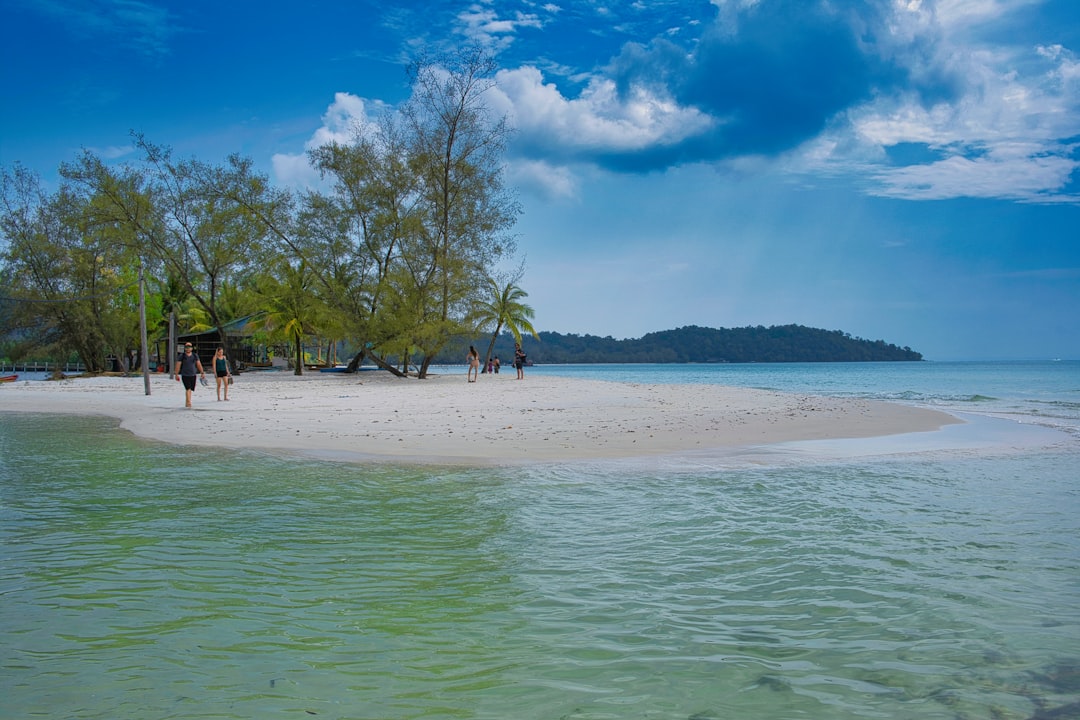 Волшебные закаты на Кох Ронг: Скрытый рай - Koh Rong | Secret World Trip Planner