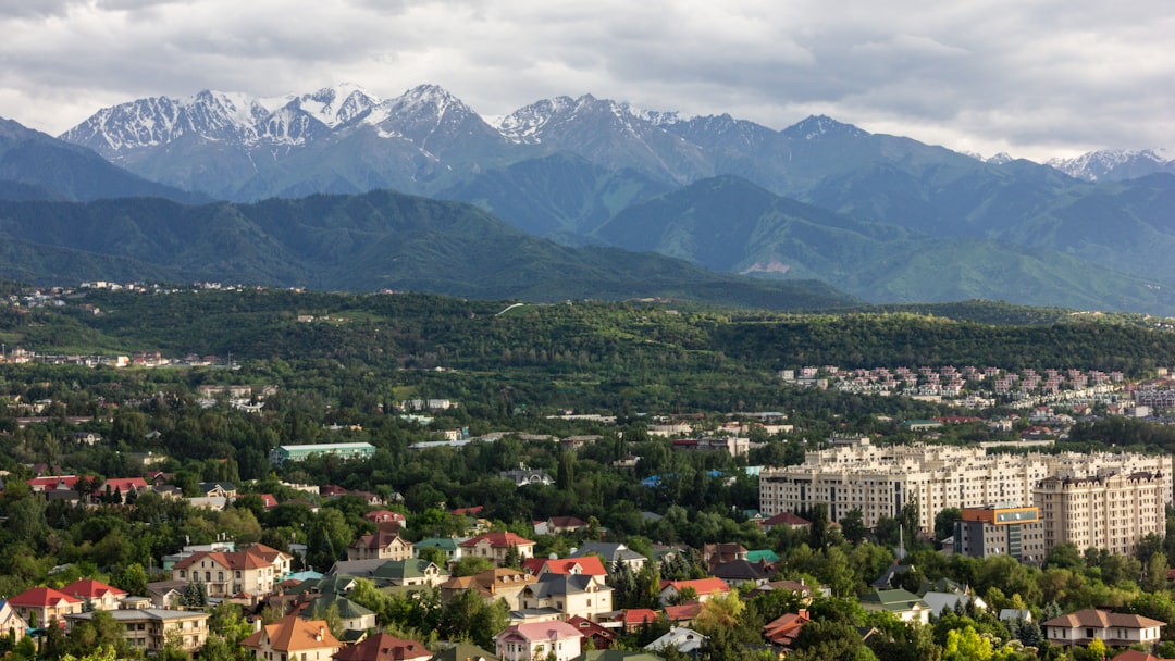 Откройте Алматы: Зеленый рынок и его чудеса - Almaty | Secret World Trip Planner