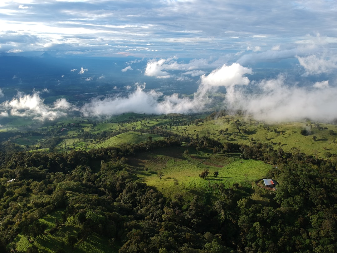Cerro Zurquí:哥斯达黎加的自然天堂 - Heredia | Secret World Trip Planner