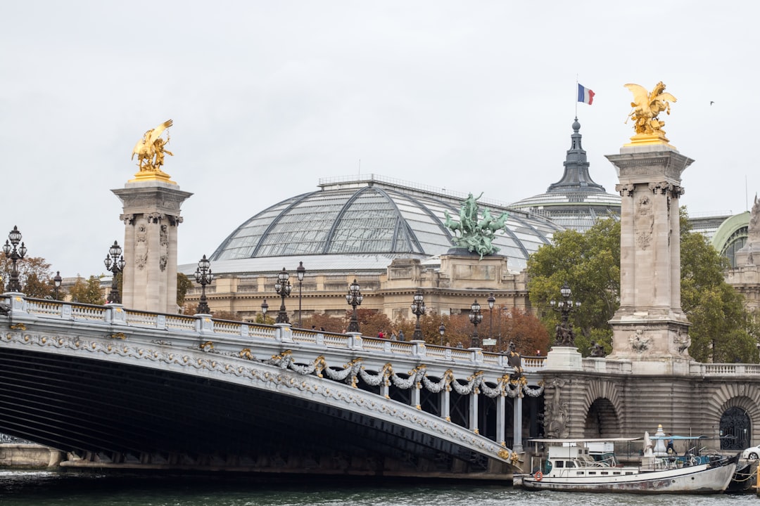 Ponte Alexandre III: Um Maravilha de Paris - Pont Alexandre III | Secret World Trip Planner