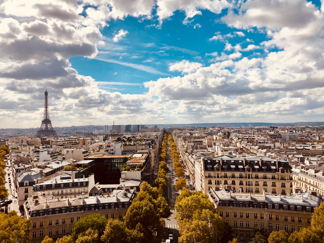 2026年パリ旅行:実用的なアドバイスとAIツール - Parigi | Secret World Trip Planner