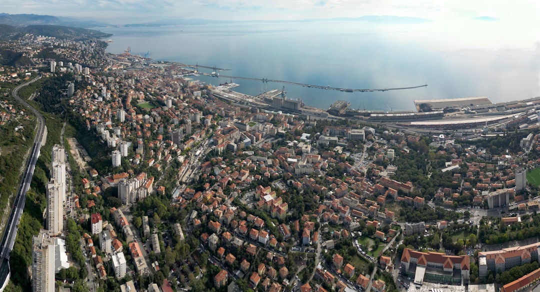 Découvrez la Promenade de Piran : Un Paradis Panoramique - Prešernovo nabrežje | Secret World Trip Planner
