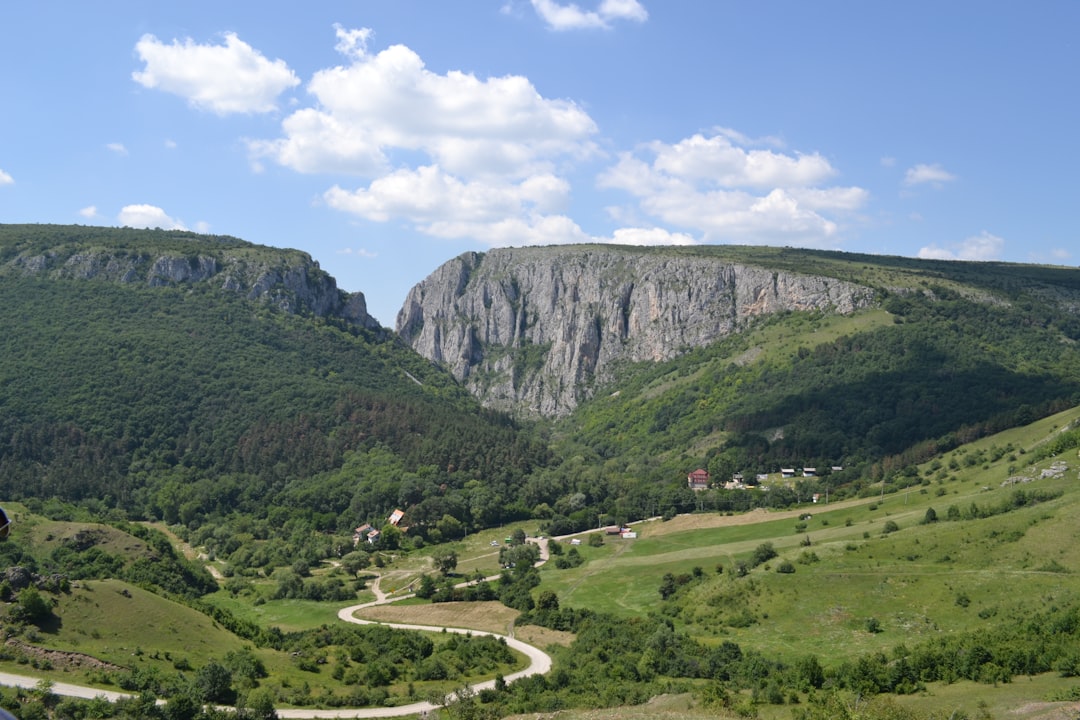 Panoramas impresionantes de las rocas de Belogradchik - Белоградчѝшките скали | Secret World Trip Planner