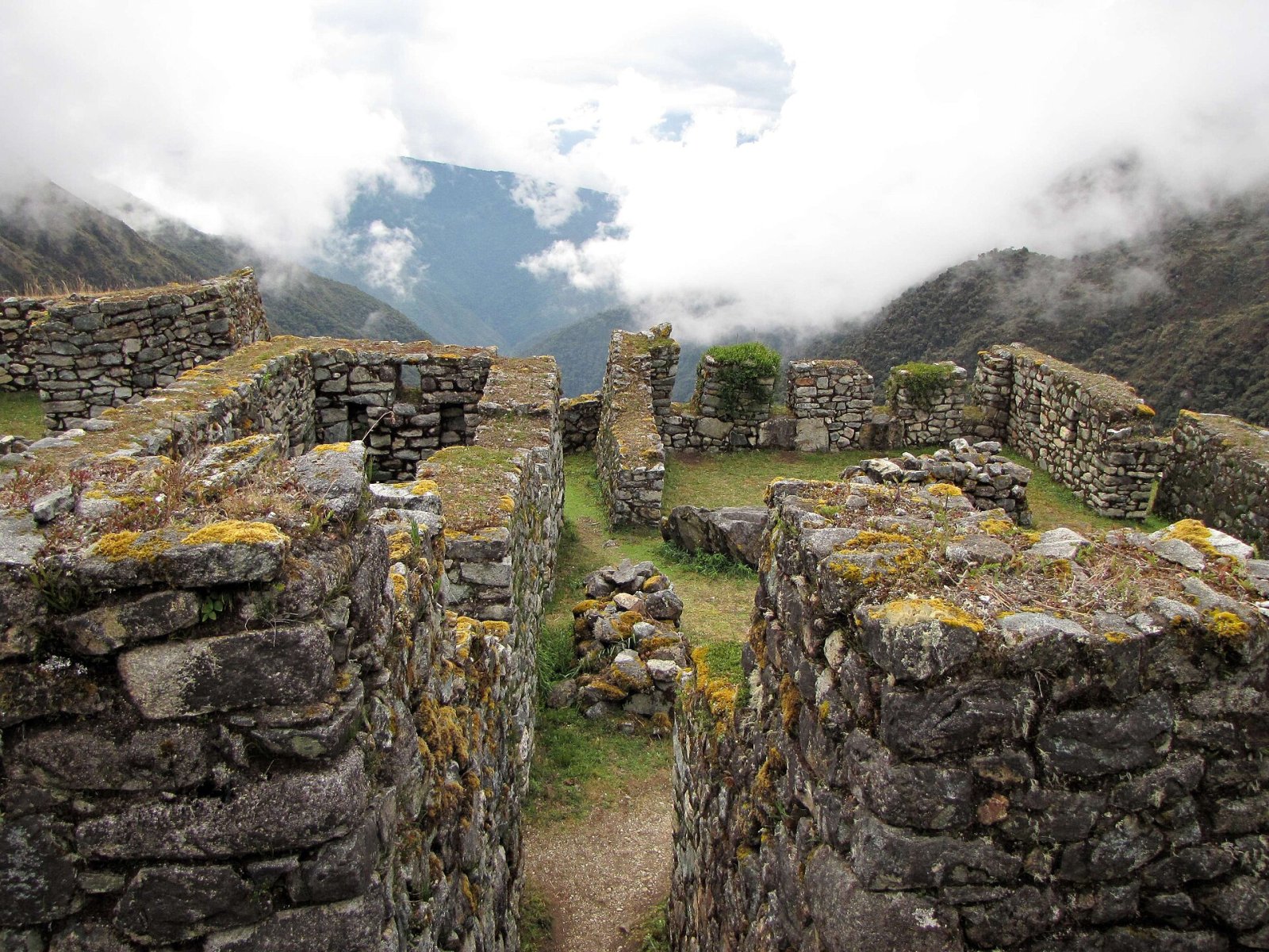 Исследование Саякмарки: Археологическое сокровище Перу - Aguas Calientes | Secret World Trip Planner