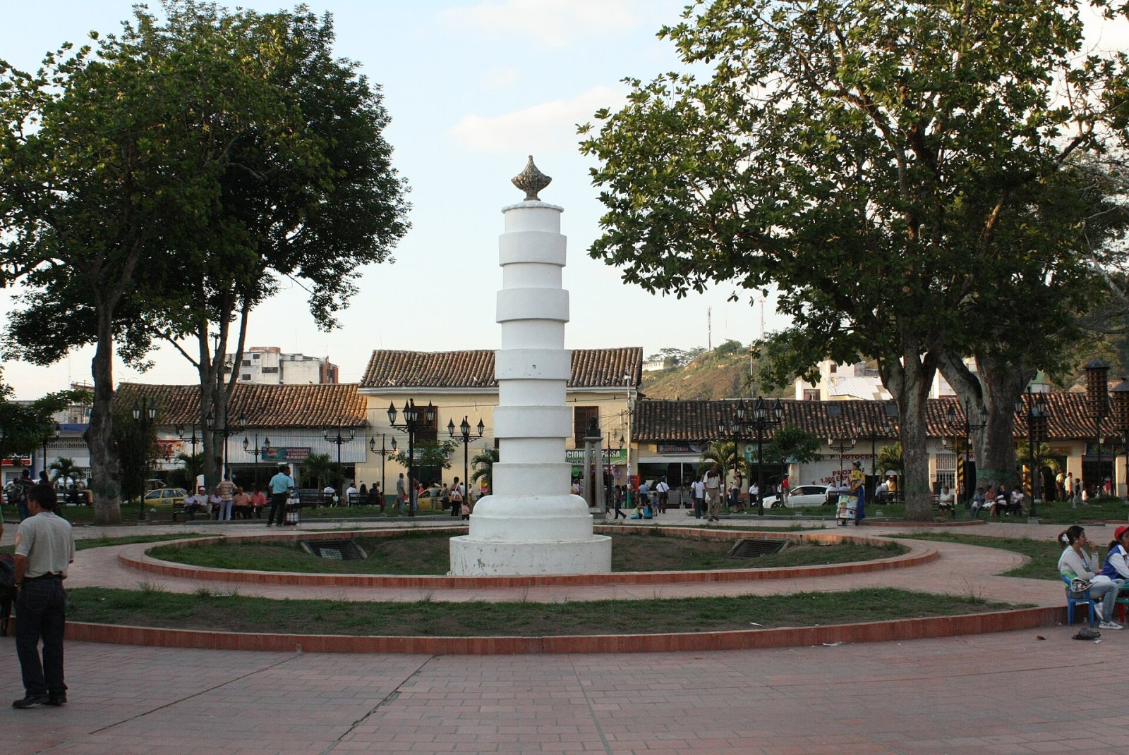Coluna da Liberdade dos Escravos: um monumento à memória - Ocaña | Secret World Trip Planner