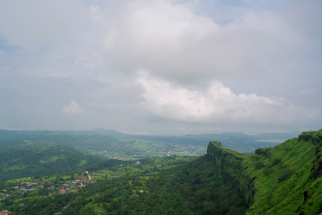 Karla Caves : Un Trésor Caché de l'Histoire - Lonavala | Secret World Trip Planner