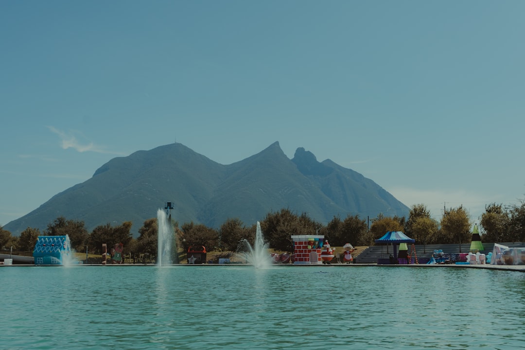 Explora los senderos ocultos del Cerro de la Silla - Monterrey | Secret World Trip Planner