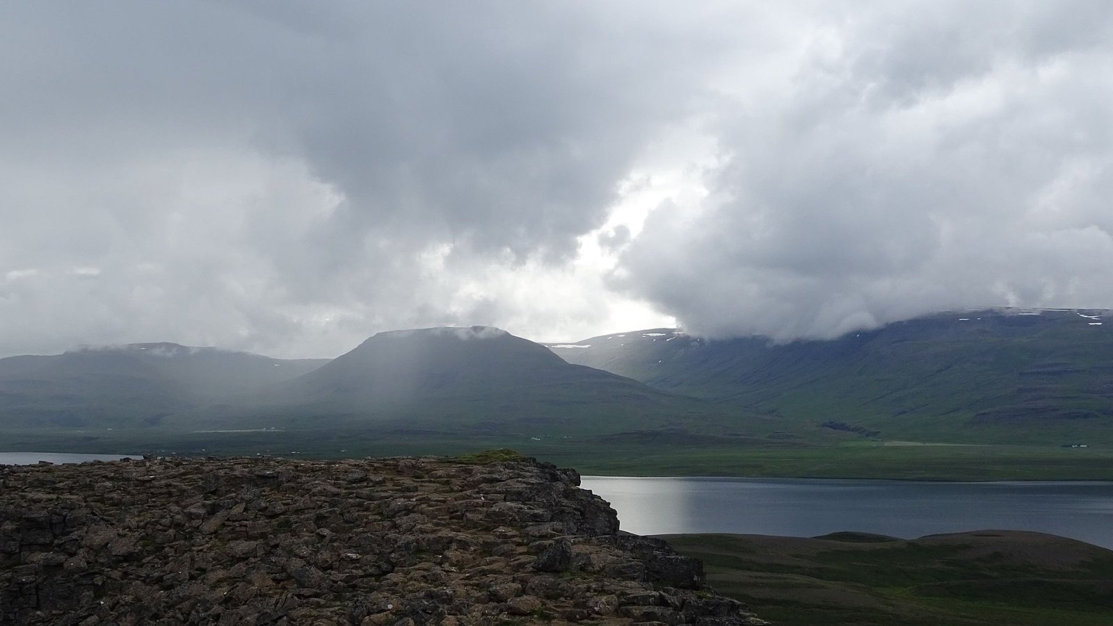 Découvrez Borgarvirki : un trésor historique en Islande - 717 | Secret World Trip Planner