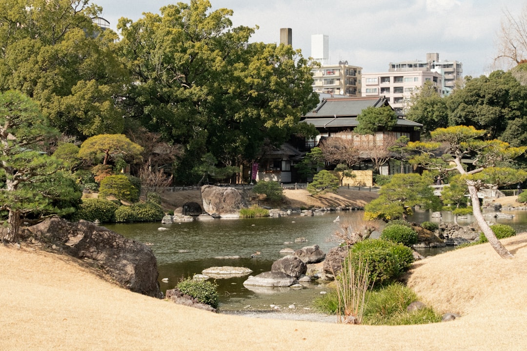 수이젠지 조주엔: 평화의 비밀 정원 - Kumamoto | Secret World Trip Planner