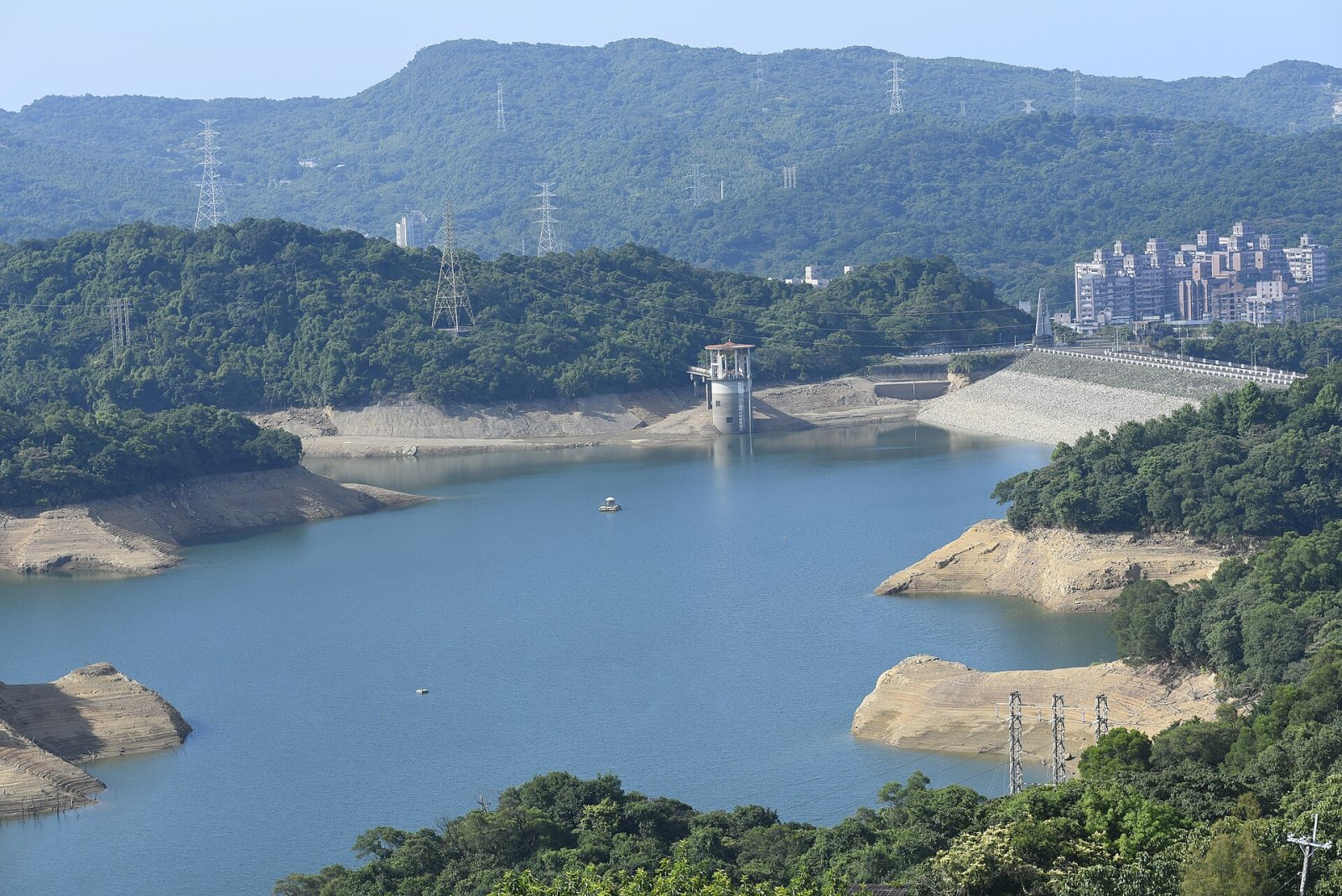 Scopri Xinshan: Natura e Cultura a Taiwan - Hongnei Village | Secret World Trip Planner