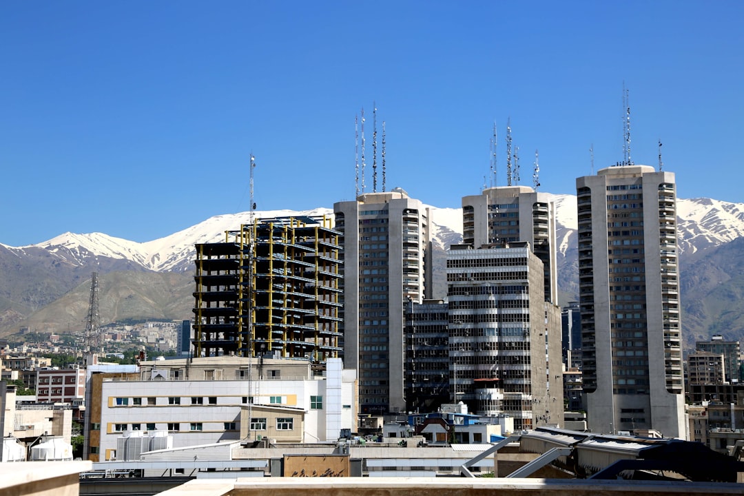 Entdecke Teheran: Die Hauptstadt des Iran zwischen Geschichte und Moderne | Secret World Trip Planner