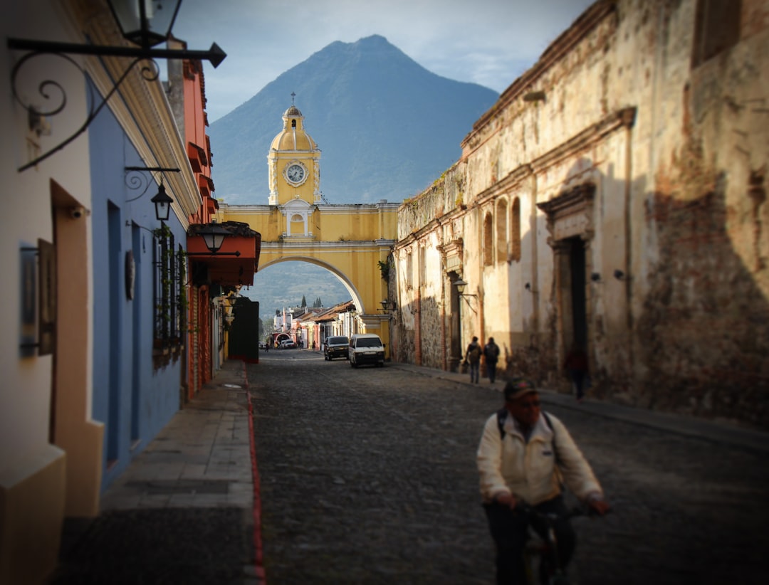 Découvrez Tamarindito : un trésor archéologique du Guatemala - Sayaxché | Secret World Trip Planner
