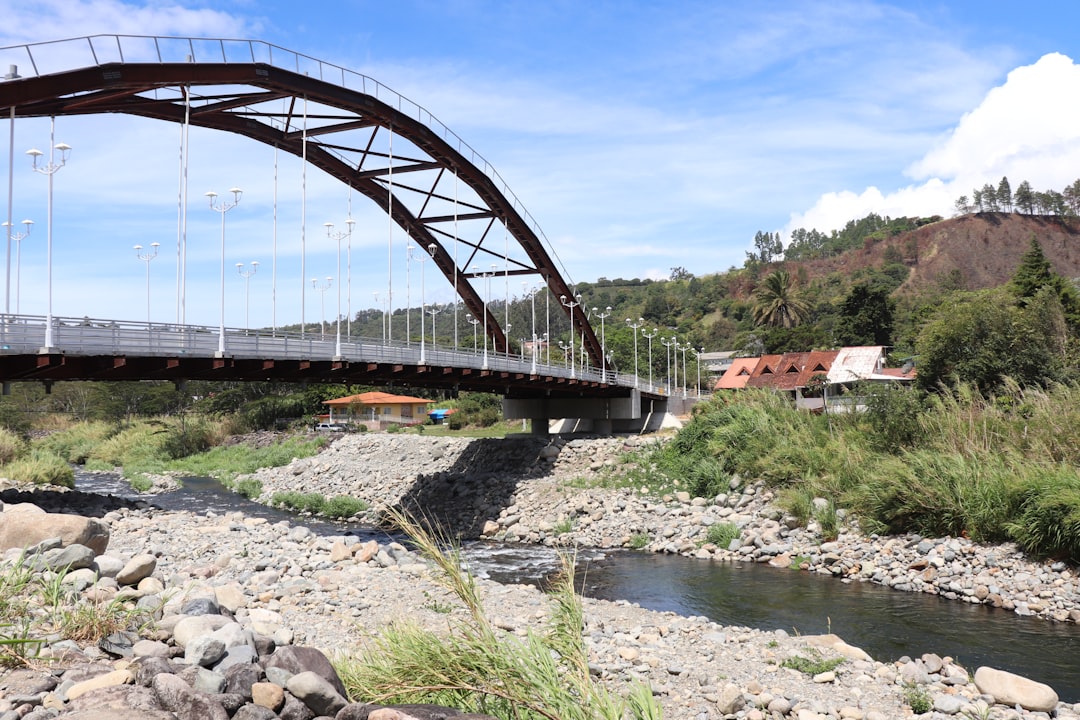 Il Puente del Rio Morja: Un Ponte d'Amore in Honduras - El Paraiso | Secret World Trip Planner