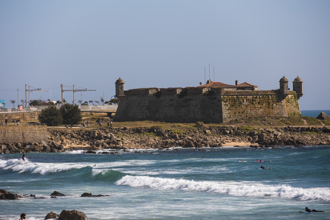 Descubre la Fortaleza de São João Baptista: un tesoro histórico en Portugal - Angra do Heroísmo | Secret World Trip Planner