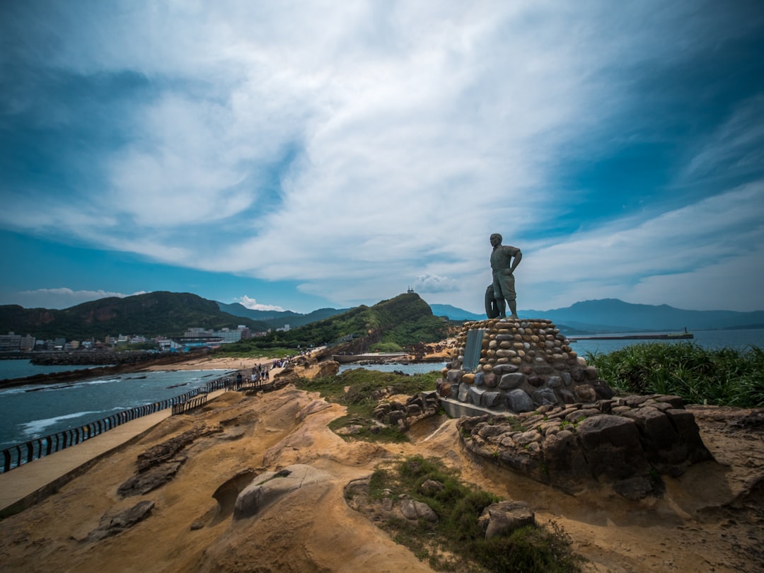 Entdecken Sie das Liao-Denkmal in Xindian, Taiwan - Gonglun Village | Secret World Trip Planner