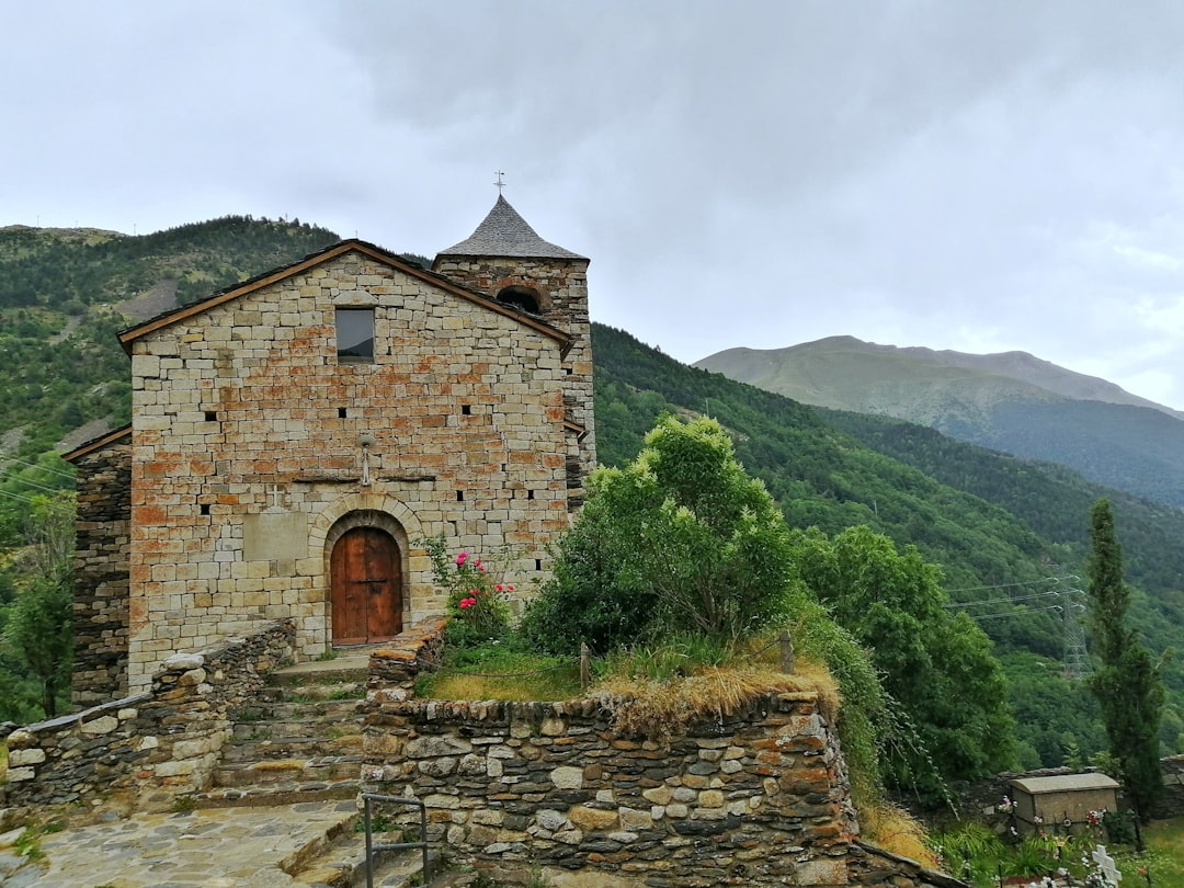 A Igreja de São João Teólogo: Uma Joia Oculta em Ohrid - Kocho Racin | Secret World Trip Planner