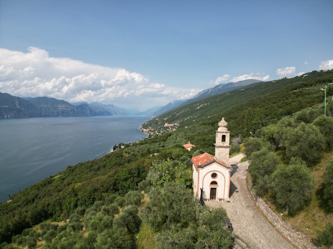 A Igreja de São João Teólogo: Uma Joia Oculta em Ohrid - Kocho Racin | Secret World Trip Planner