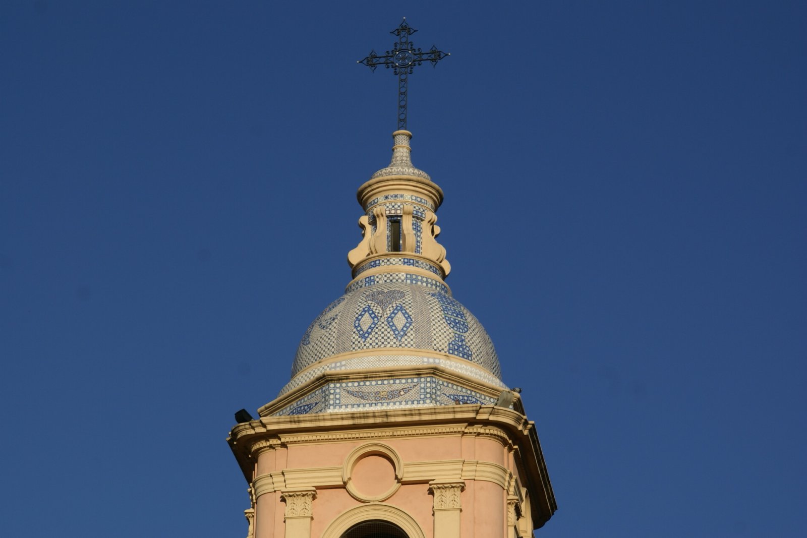 Entdecken Sie die Basílica de Santo Domingo in Córdoba, Argentinien - Córdoba | Secret World Trip Planner