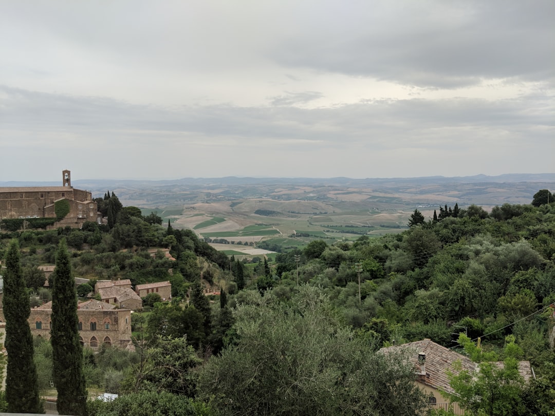 Montalcino: El Corazón del Brunello - 53024 Montalcino SI | Secret World Trip Planner