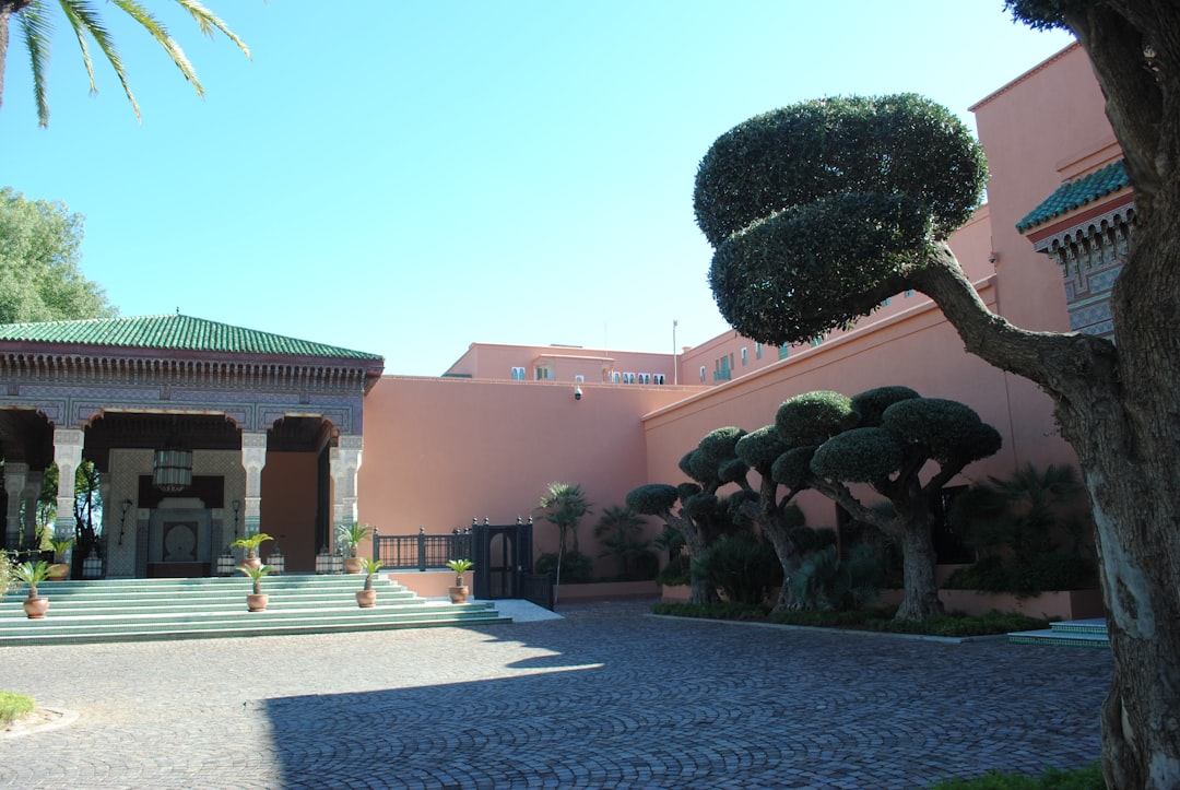 Descubre el Museo Tiskiwin: un tesoro cultural en Marrakech - 7 Rue de la Bahia | Secret World Trip Planner