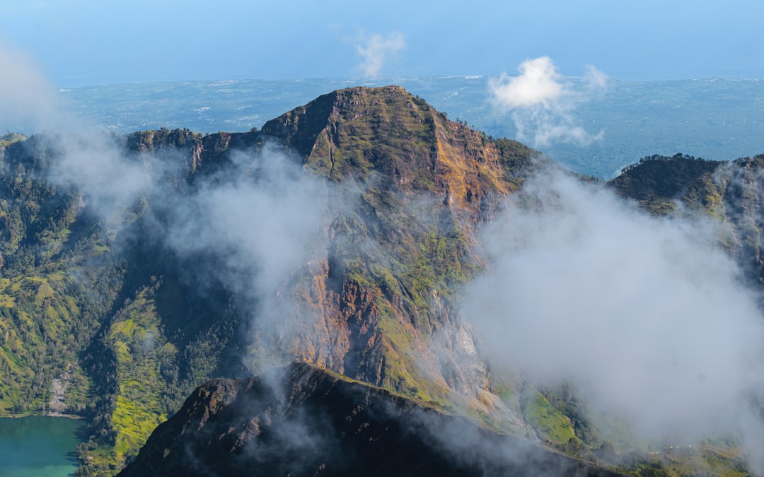 Trekking a Sembalun Rinjani: Un'Avventura Incredibile - Kabupaten Lombok Timur | Secret World Trip Planner